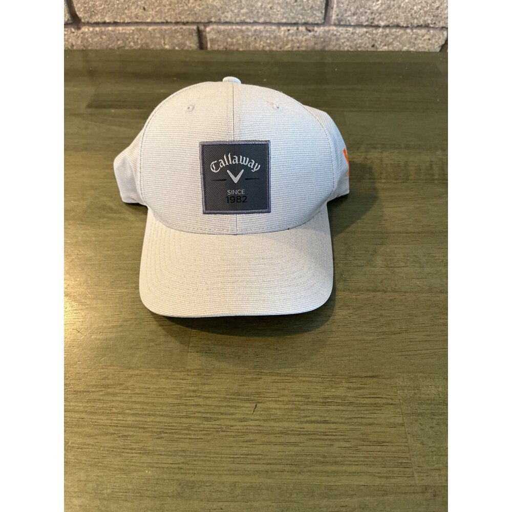 Callaway Golf Hat Beige With Orange Exclamation Mark Adjustable Snapback Cap